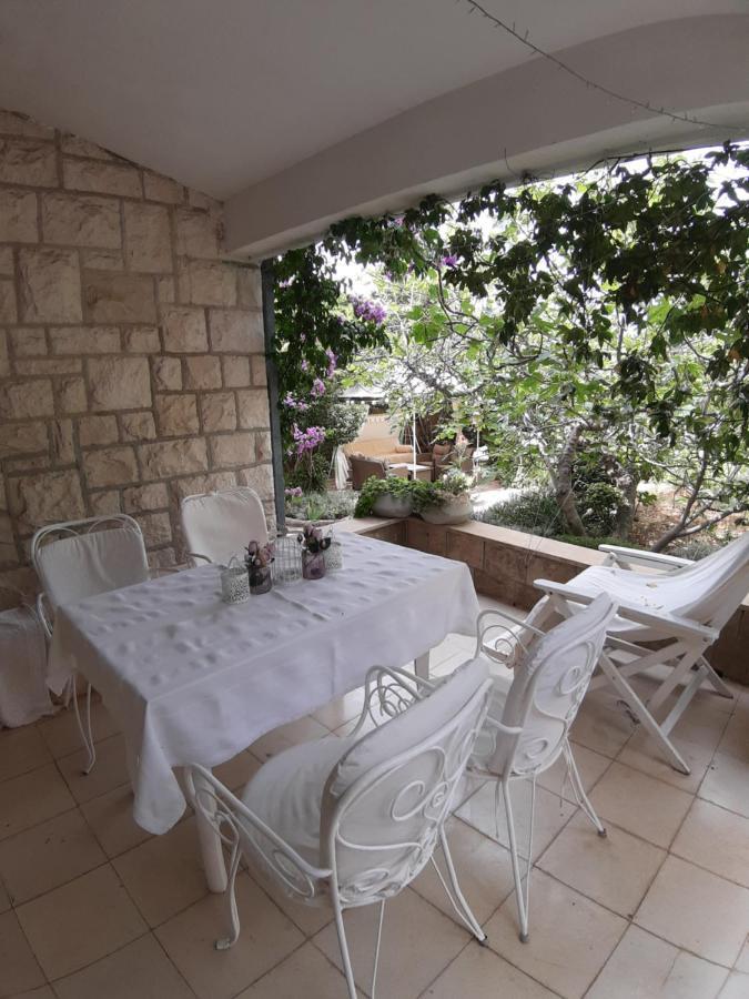 Apartment Lila Garden